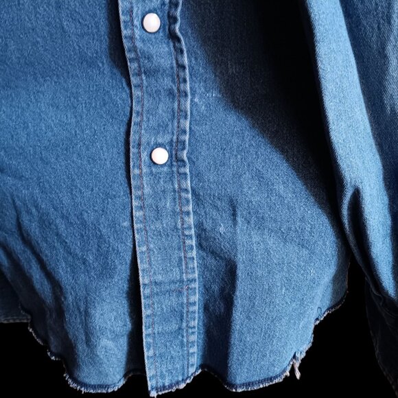 Vintage Men's Western Shirt Medium Wrangler Faded Denim Pearl Snap 1990's Cowboy - Picture 7 of 8